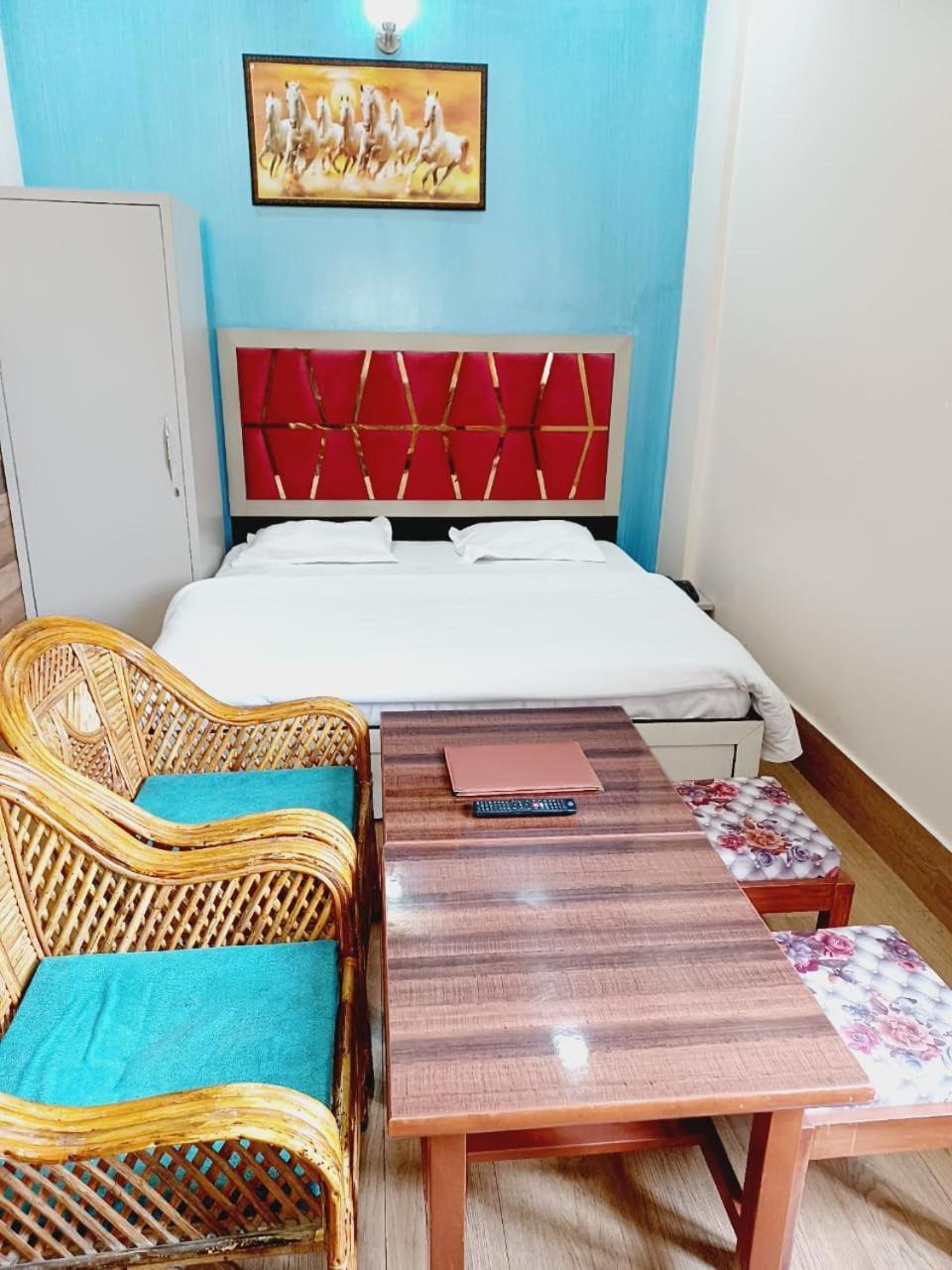 Paradise Home Stay Rāni Pokhri المظهر الخارجي الصورة