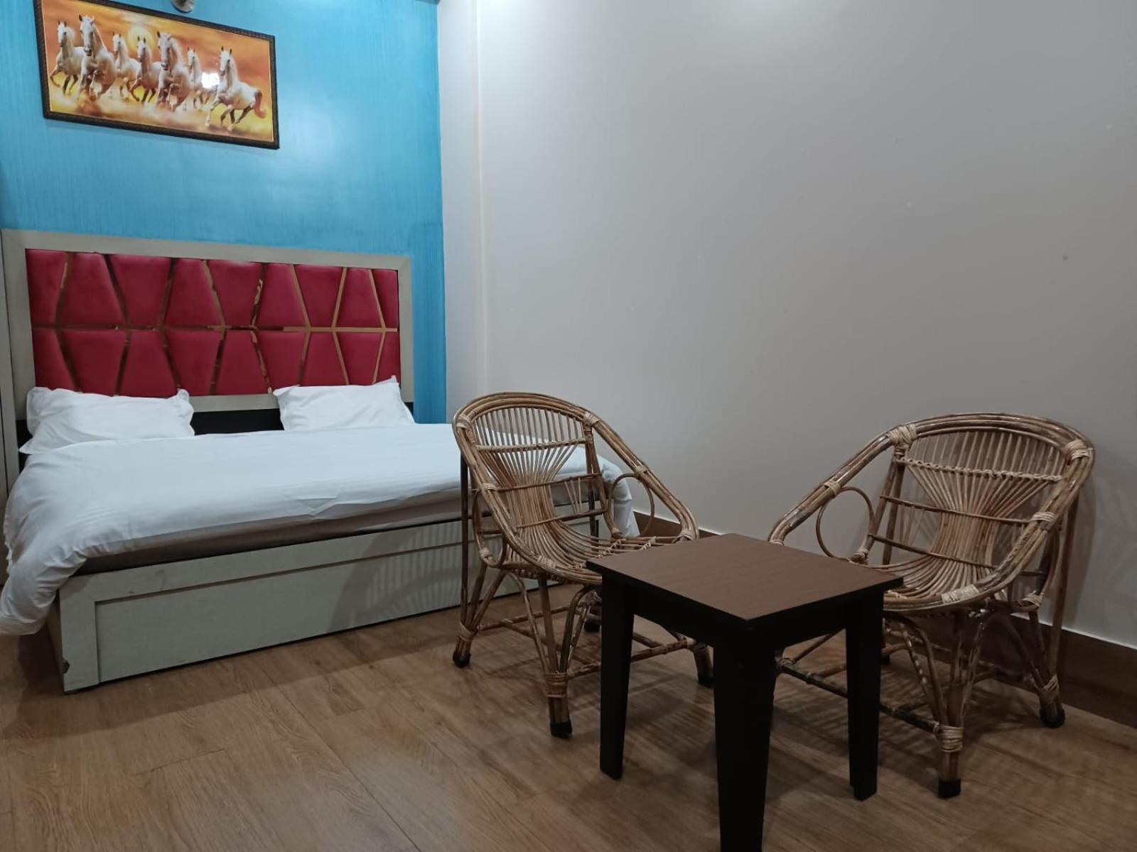 Paradise Home Stay Rāni Pokhri المظهر الخارجي الصورة